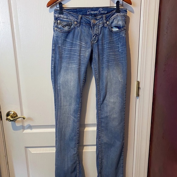 Request Medium Wash Jeans - Picture 1 of 4